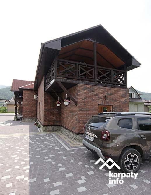 Hammam Spa Villa DAROSO Kosiv Esterno foto